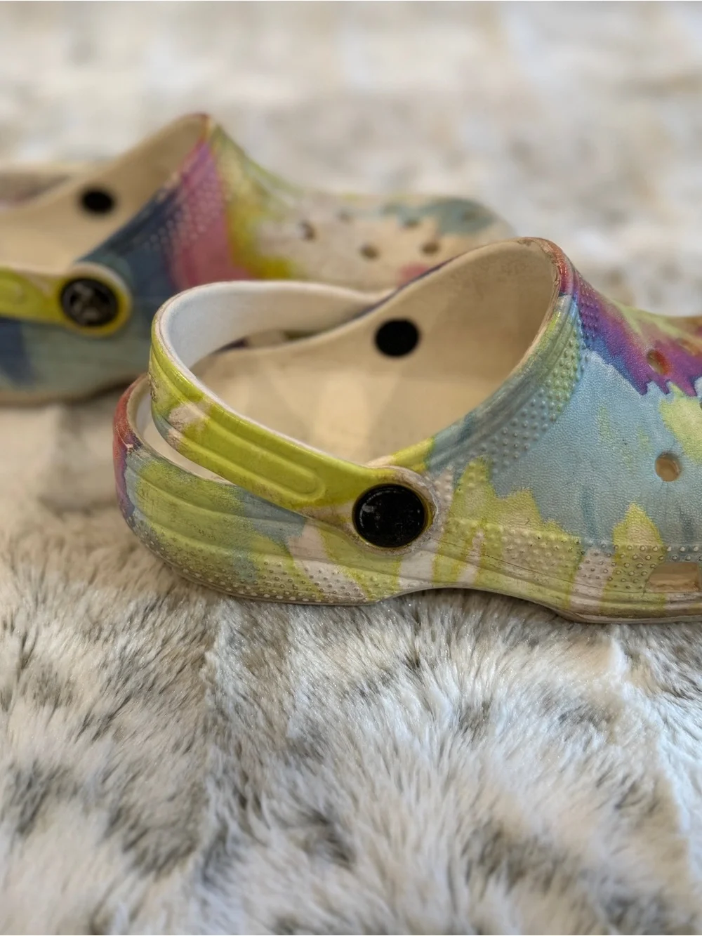 Crocs Kids Classic Multicolor Tie Dye Graphic Clog Shoes, Size C12